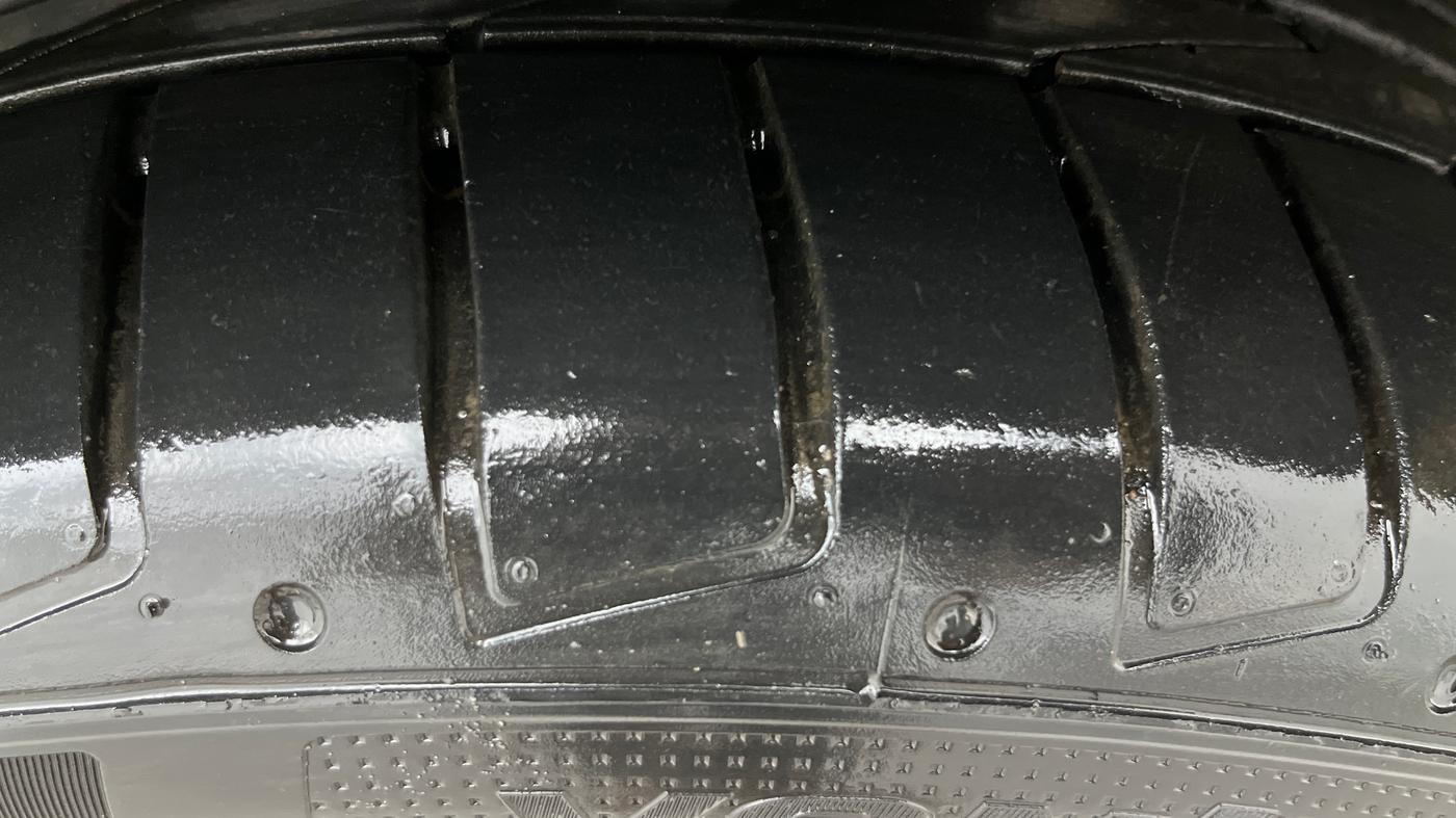 2024 Audi A4 40 TFSI  PREMIUM PLUS, Petrol, Automatic, 11,198 km, Right Front Tyre Tread