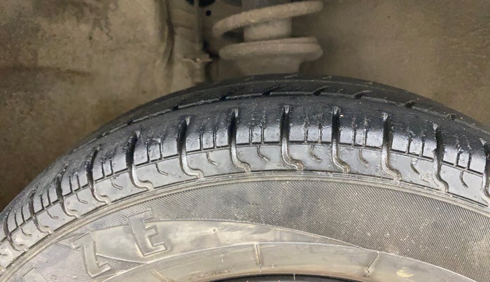 2015 Maruti Alto 800 LXI, Petrol, Manual, 38,152 km, Left Rear Tyre Tread