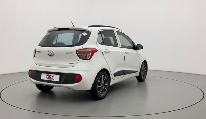 2017 Hyundai Grand i10 SPORTZ (O) AT 1.2 KAPPA VTVT, CNG, Automatic, 41,429 km, Right Back Diagonal