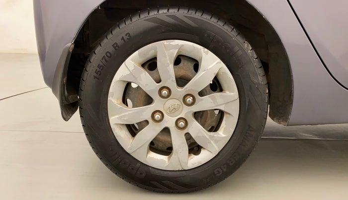 2014 Hyundai Eon SPORTZ, Petrol, Manual, 87,838 km, Right Rear Wheel