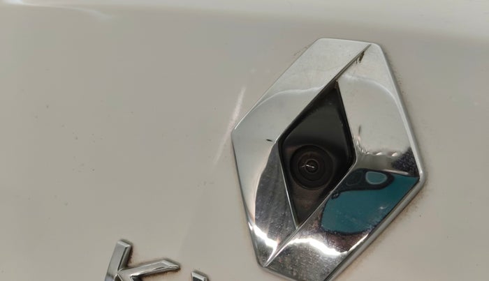 2021 Renault Kwid RXT 1.0 AMT (O), Petrol, Automatic, 26,813 km, Parking Camera