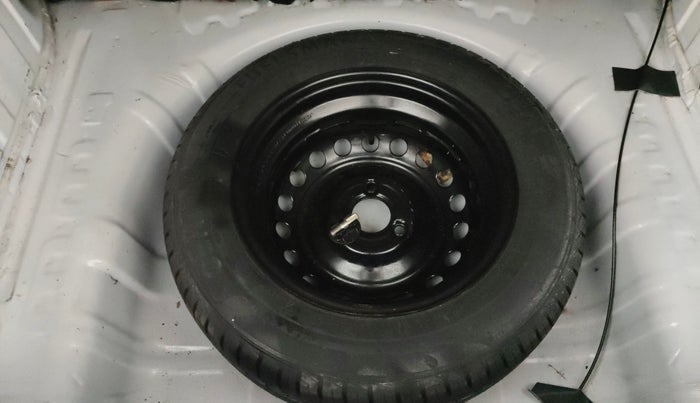 2021 Renault Kwid RXT 1.0 AMT (O), Petrol, Automatic, 26,813 km, Spare Tyre