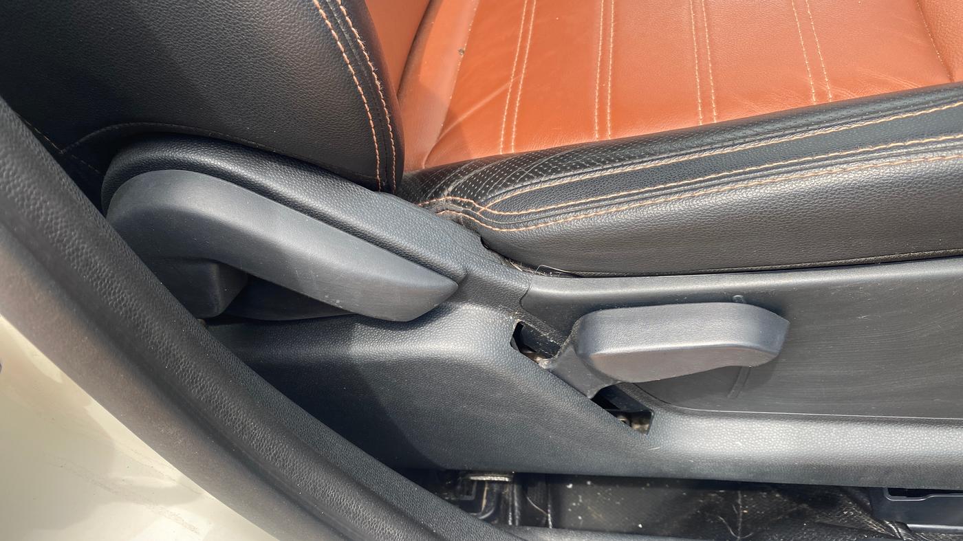 2020 Ford Ecosport TITANIUM 1.5L THUNDER EDTION PETROL, Petrol, Manual, 54,666 km, Driver Side Adjustment Panel