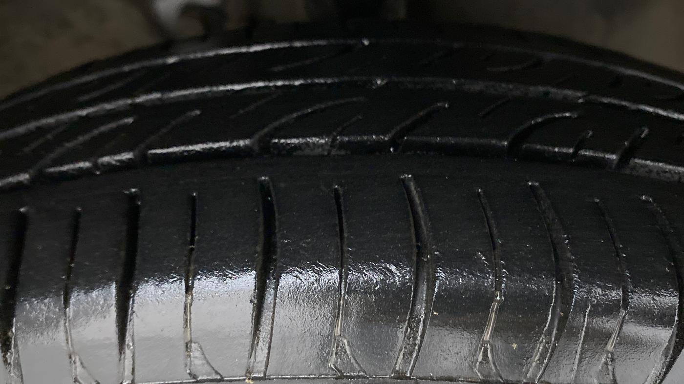 2018 Maruti Wagon R 1.0 LXI CNG, CNG, Manual, 69,444 km, Right Front Tyre Tread
