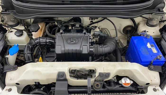 2015 Hyundai Eon ERA +, Petrol, Manual, 15,460 km, Open Bonet