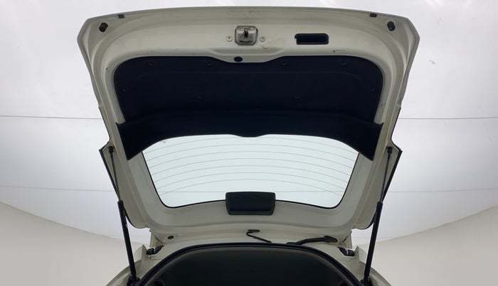 2016 Honda BR-V 1.5 i-VTEC VX, Petrol, Manual, 27,892 km, Boot Door Open