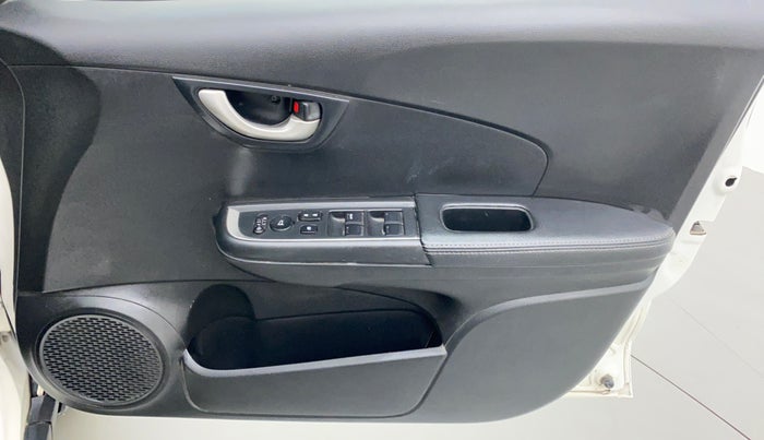 2016 Honda BR-V 1.5 i-VTEC VX, Petrol, Manual, 27,892 km, Driver Side Door Panels Control