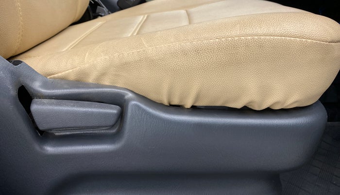 2008 Maruti Wagon R LXI, Petrol, Manual, 56,594 km, Driver Side Adjustment Panel