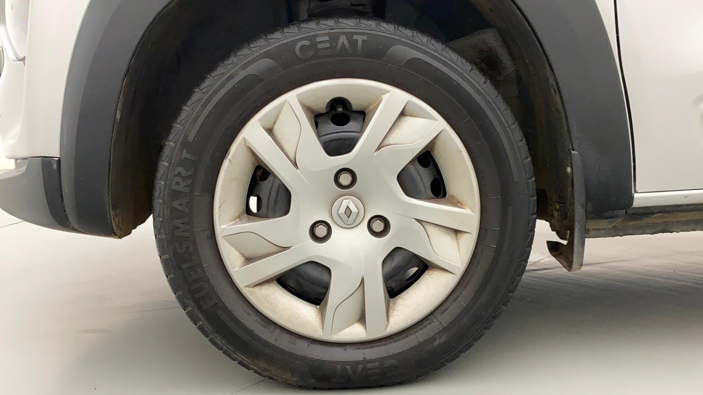 2020 Renault Kwid RXT 1.0 (O), Petrol, Manual, 19,574 km, Left Front Wheel