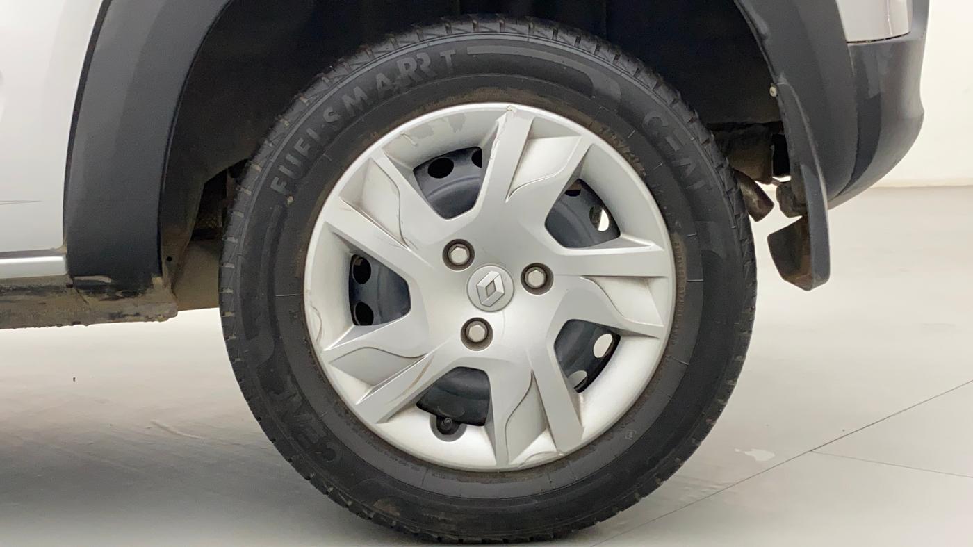 2020 Renault Kwid RXT 1.0 (O), Petrol, Manual, 19,574 km, Left Rear Wheel