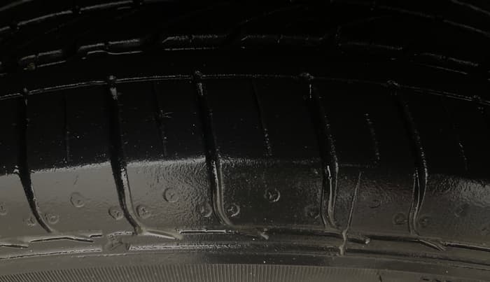 2021 Tata NEXON XMA PETROL, Petrol, Automatic, 13,411 km, Right Front Tyre Tread