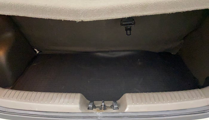 2013 Hyundai i10 SPORTZ 1.2, Petrol, Manual, 31,928 km, Boot Inside