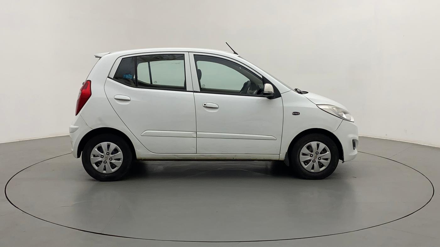2013 Hyundai i10 SPORTZ 1.2, Petrol, Manual, 31,928 km, Right Side