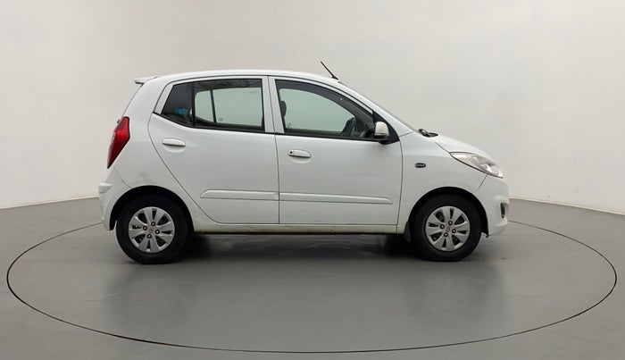 2013 Hyundai i10 SPORTZ 1.2, Petrol, Manual, 31,928 km, Right Side