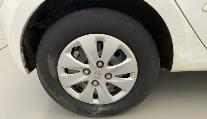 2013 Hyundai i10 SPORTZ 1.2, Petrol, Manual, 31,928 km, Right Rear Wheel