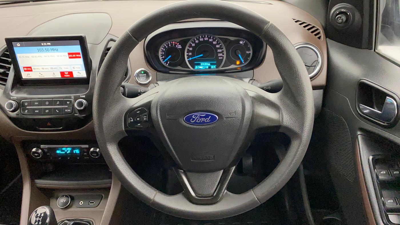 2018 Ford FREESTYLE TITANIUM 1.2 TI-VCT MT, Petrol, Manual, 17,511 km, Steering Wheel Close Up