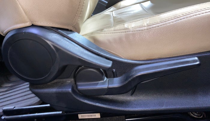 2022 Honda City 1.5L I-VTEC VX, Petrol, Manual, 35,928 km, Driver Side Adjustment Panel