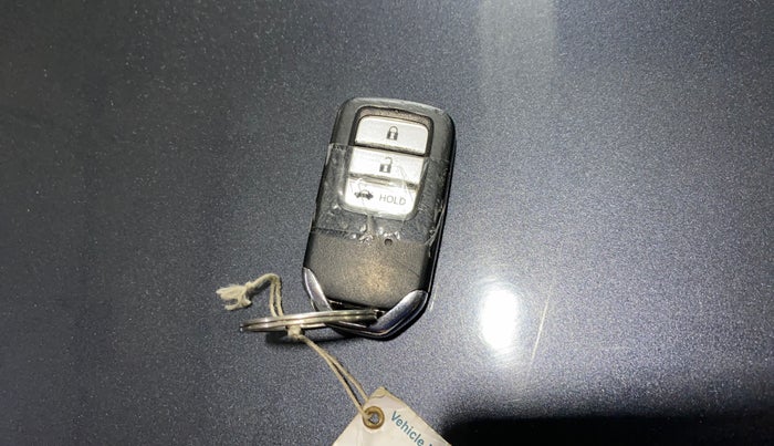 2022 Honda City 1.5L I-VTEC VX, Petrol, Manual, 35,928 km, Key Close Up