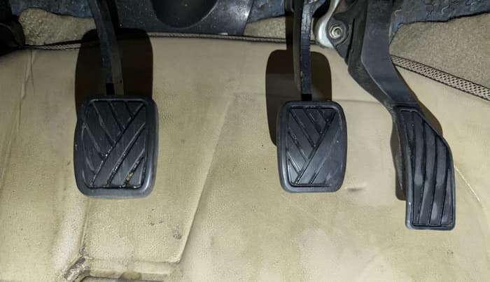 2016 Maruti Ciaz VXI (O), Petrol, Manual, 89,780 km, Pedals