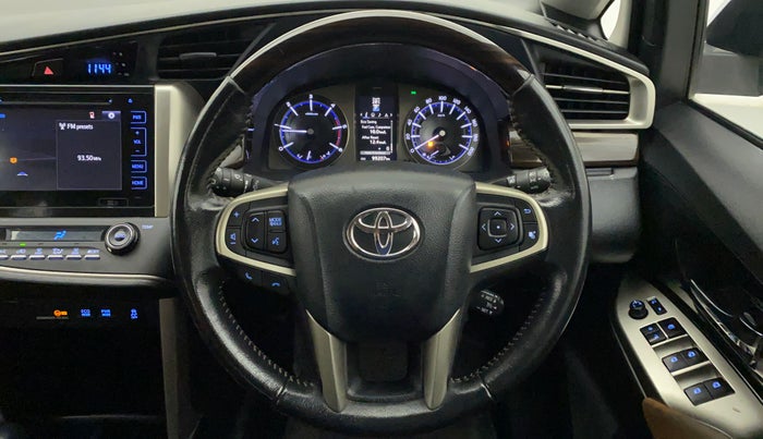 2017 Toyota Innova Crysta 2.8 ZX AT 7 STR, Diesel, Automatic, 99,207 km, Steering Wheel Close Up
