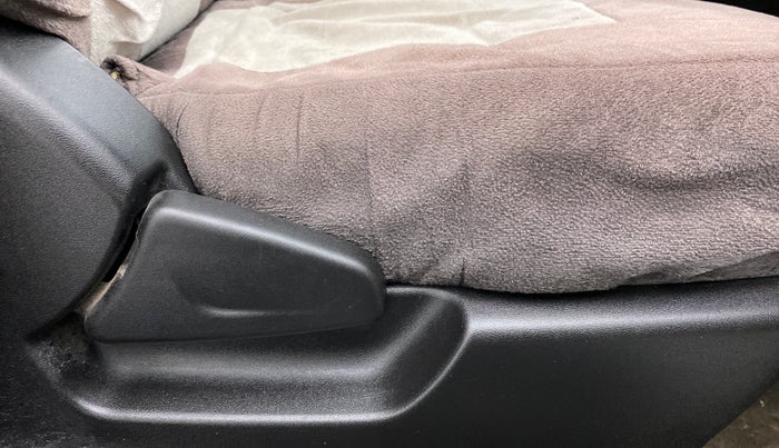 2018 Datsun Redi Go 1.0 T(O) AT, Petrol, Automatic, 57,361 km, Driver Side Adjustment Panel