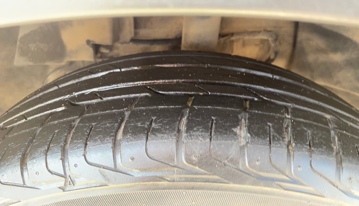 2017 Tata NEXON XZ PLUS PETROL, Petrol, Manual, 40,119 km, Left Front Tyre Tread