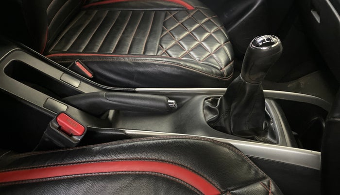 2018 Maruti Baleno DELTA PETROL 1.2, Petrol, Manual, 47,100 km, Gear Lever