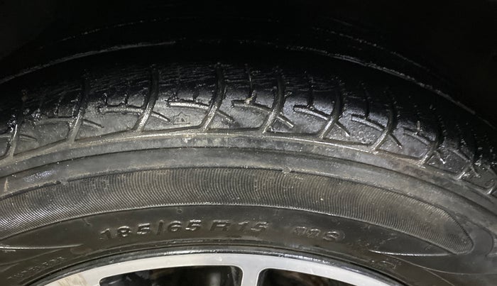 2018 Maruti Baleno DELTA PETROL 1.2, Petrol, Manual, 47,100 km, Left Front Tyre Tread