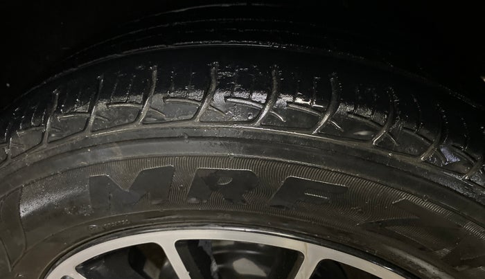 2018 Maruti Baleno DELTA PETROL 1.2, Petrol, Manual, 47,100 km, Left Rear Tyre Tread