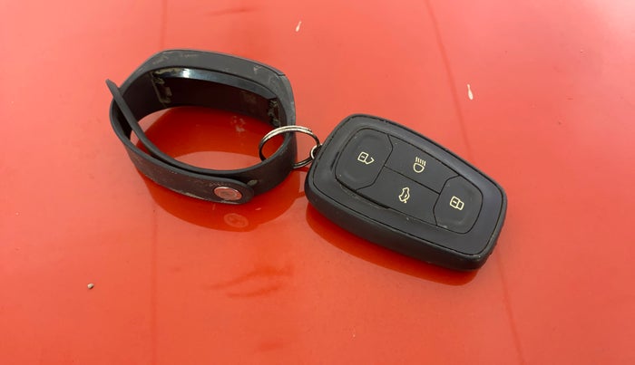 2021 Tata NEXON XZA PLUS (O) PETROL, Petrol, Automatic, 60,391 km, Key Close Up