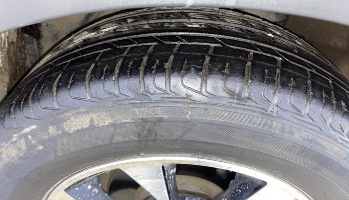 2021 Tata NEXON XZA PLUS (O) PETROL, Petrol, Automatic, 60,391 km, Right Front Tyre Tread