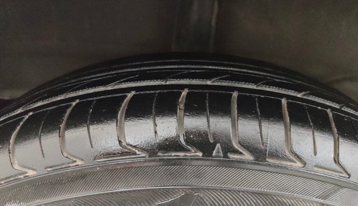 2020 Hyundai NEW SANTRO SPORTZ CNG, CNG, Manual, 44,345 km, Right Rear Tyre Tread