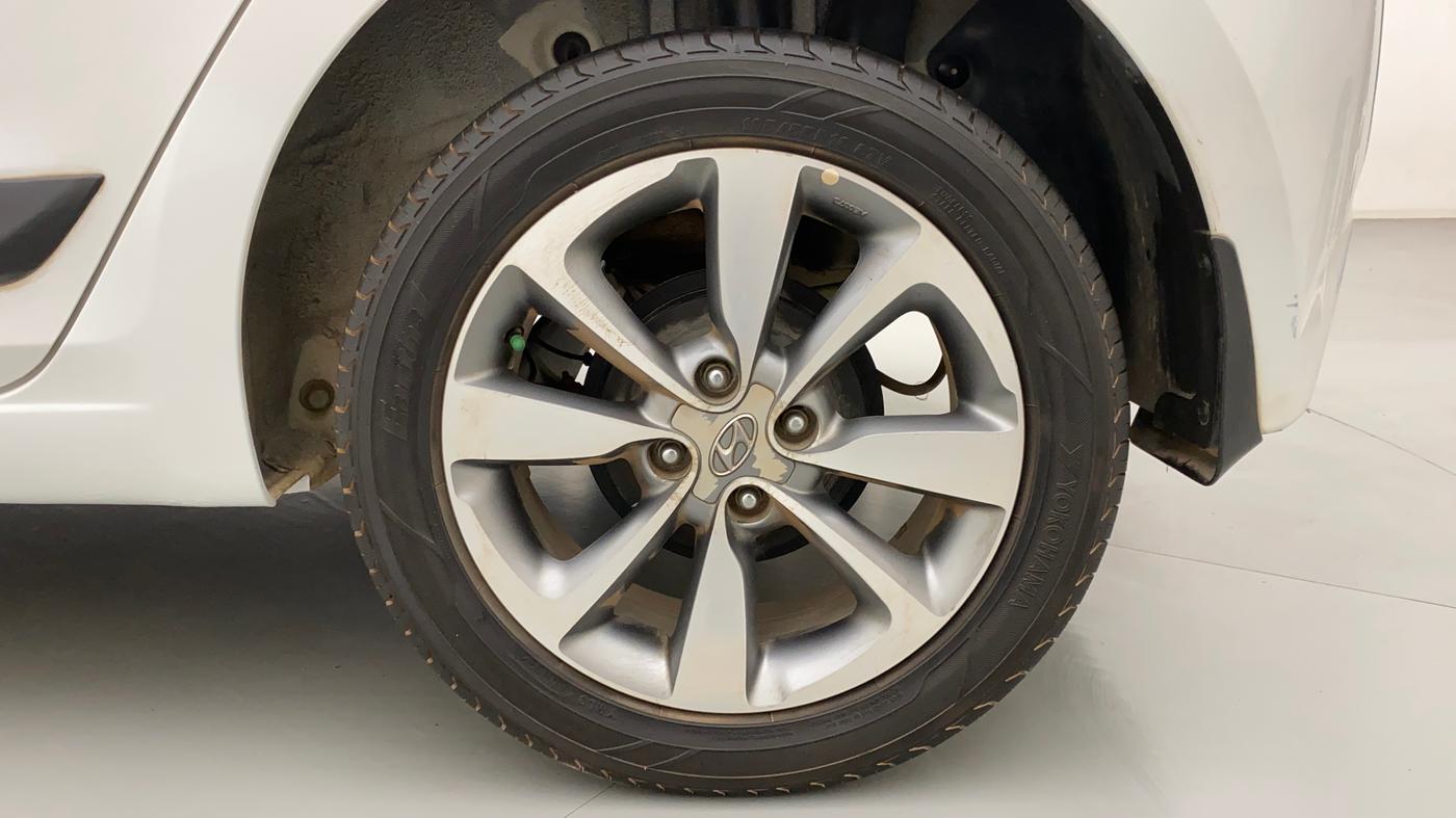 2016 Hyundai Elite i20 ASTA 1.2 (O), Petrol, Manual, 87,298 km, Left Rear Wheel