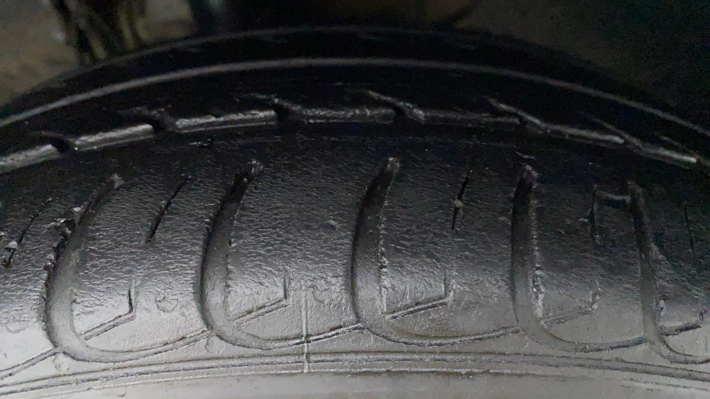 2020 Tata Tiago XZA+ 1.2 RTN, Petrol, Automatic, 87,550 km, Right Rear Tyre Tread