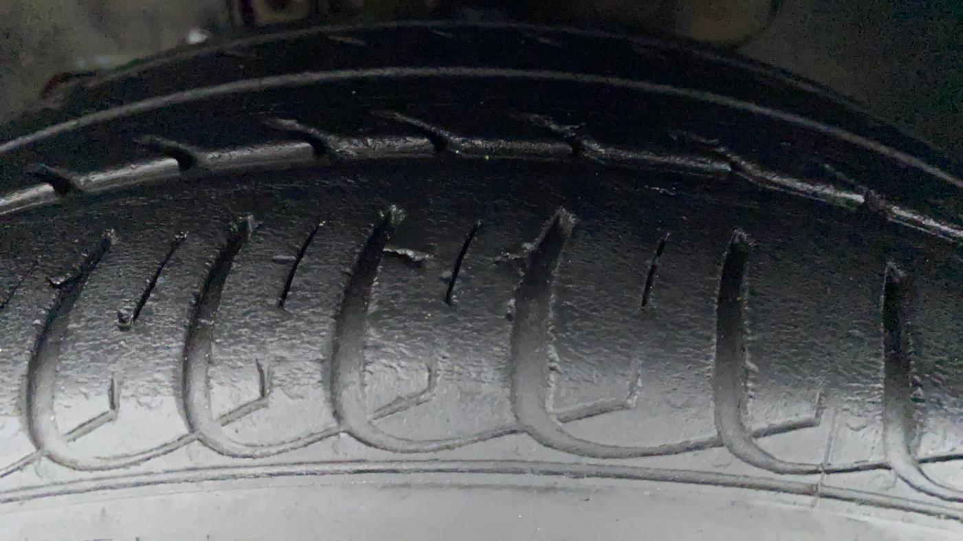 2020 Tata Tiago XZA+ 1.2 RTN, Petrol, Automatic, 87,550 km, Left Front Tyre Tread