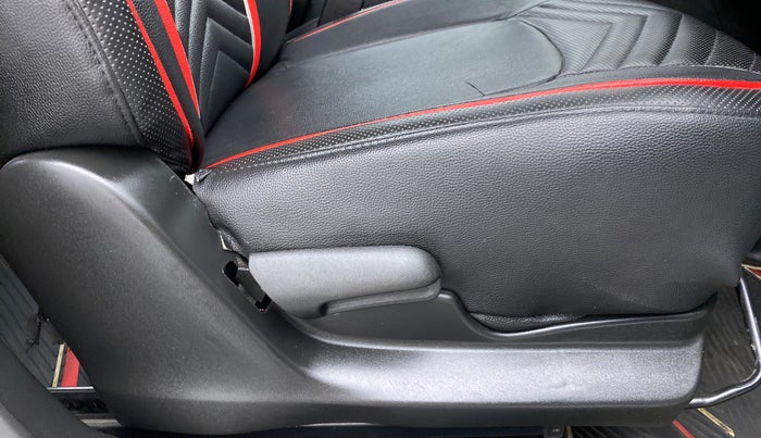 2020 Maruti Celerio X Zxi, Petrol, Manual, 7,564 km, Driver Side Adjustment Panel