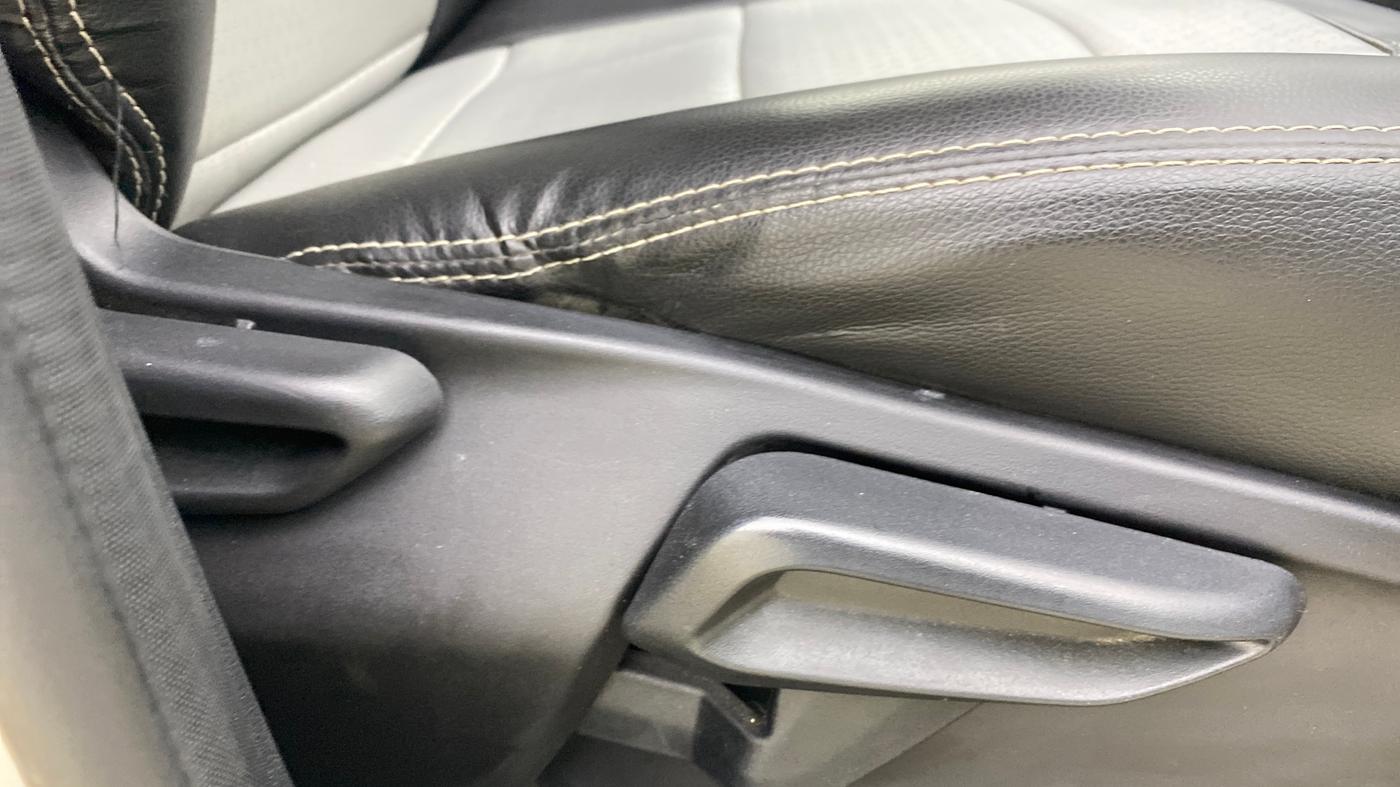 2023 Tata TIAGO NRG XZ AMT, Petrol, Automatic, 34,809 km, Driver Side Adjustment Panel