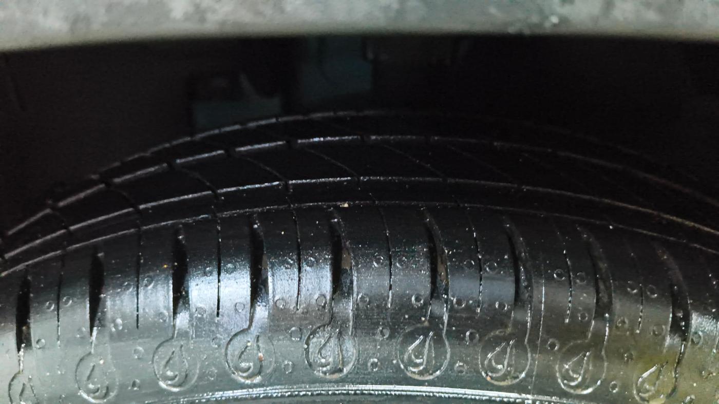 2020 Renault Kwid RXT 1.0 (O), Petrol, Manual, 59,064 km, Left Front Tyre Tread