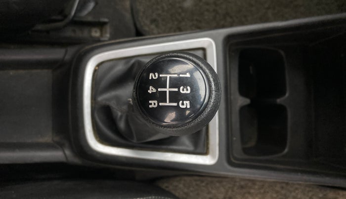 2019 Maruti Swift LXI, Petrol, Manual, 59,574 km, Gear Lever