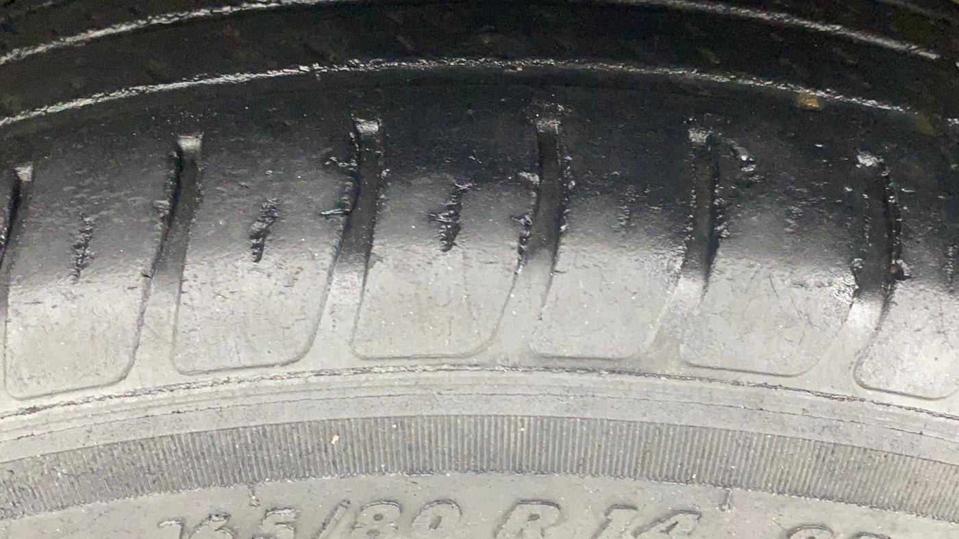 2021 Maruti Dzire VXI, Petrol, Manual, 61,669 km, Left Front Tyre Tread
