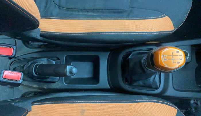 2018 Renault Kwid CLIMBER 1.0, Petrol, Manual, 52,261 km, Gear Lever