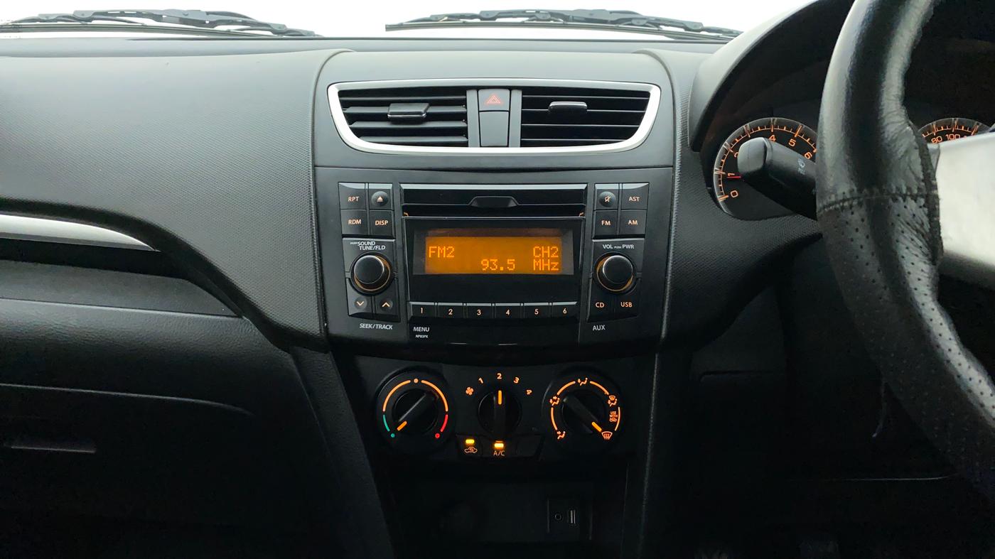 2017 Maruti Swift VXI OPT, Petrol, Manual, 14,361 km, Air Conditioner