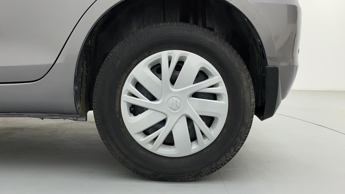 2017 Maruti Swift VXI OPT, Petrol, Manual, 14,361 km, Left Rear Wheel