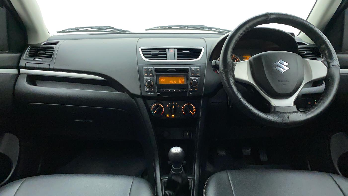 2017 Maruti Swift VXI OPT, Petrol, Manual, 14,361 km, Dashboard