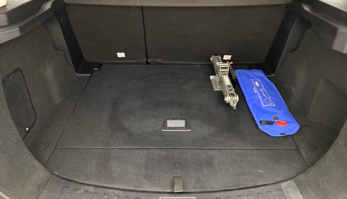 2019 Tata Harrier XZ 2.0L Kryotec, Diesel, Manual, 36,857 km, Boot Inside