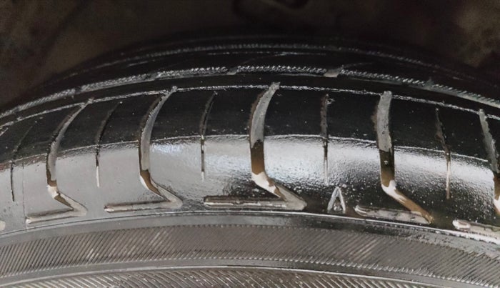 2021 Hyundai VENUE SX 1.0 TURBO IMT, Petrol, Manual, 1,15,386 km, Left Front Tyre Tread