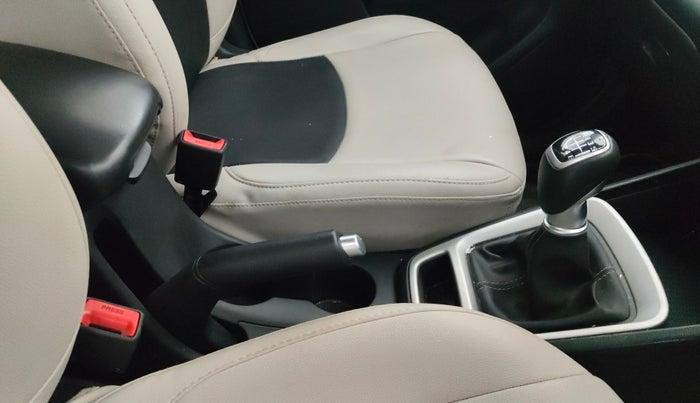 2021 Hyundai VENUE SX 1.0 TURBO IMT, Petrol, Manual, 1,15,386 km, Gear Lever