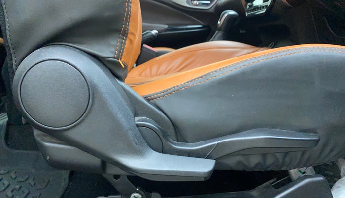 2024 Toyota Urban Cruiser Taisor V 1.0 Petrol AT, Petrol, Automatic, 25,543 km, Driver Side Adjustment Panel