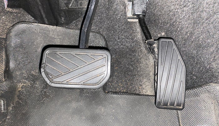 2024 Toyota Urban Cruiser Taisor V 1.0 Petrol AT, Petrol, Automatic, 25,543 km, Pedals