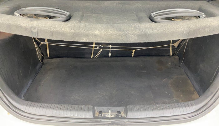 2012 Hyundai i20 MAGNA 1.2, Petrol, Manual, 90,411 km, Boot Inside